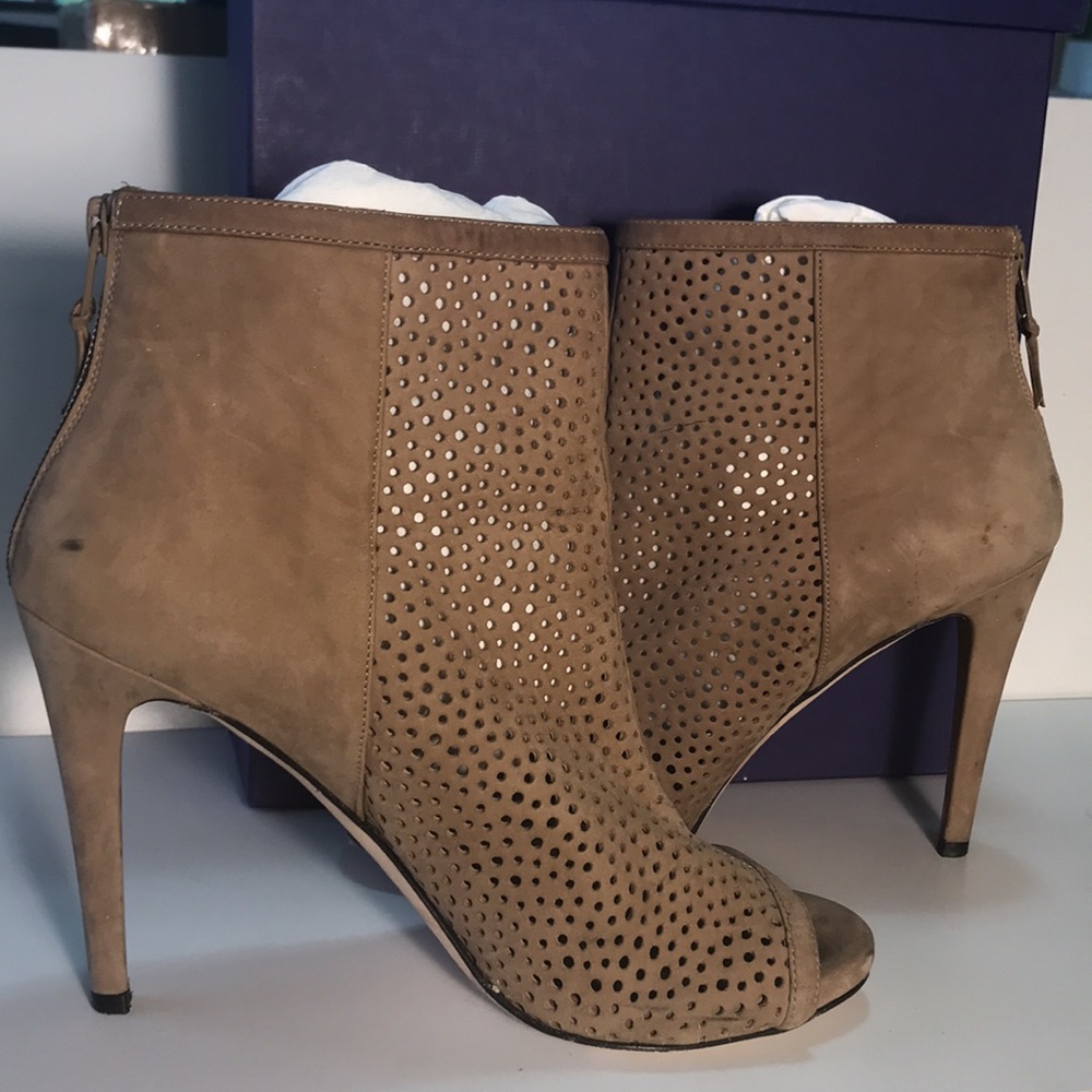 Stuart Weizmann Beige In And Out Perforated Bootie - image 5